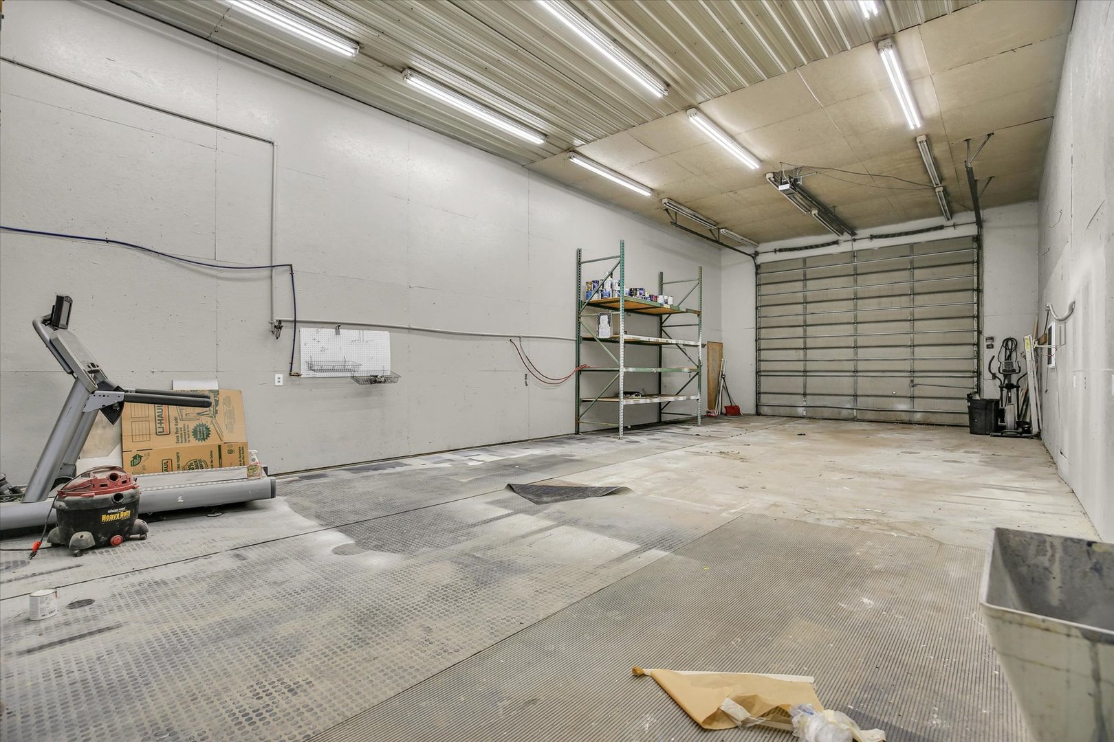 1069 County Road 900 East Champaign, IL 61822 - Photo 8 of 16 a view of garage