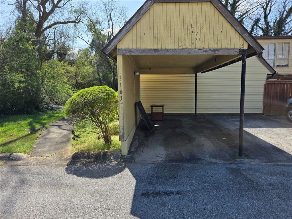 3183 Nectarine Circle Decatur, GA 30034 - Photo 3 of 15 a view of a garage