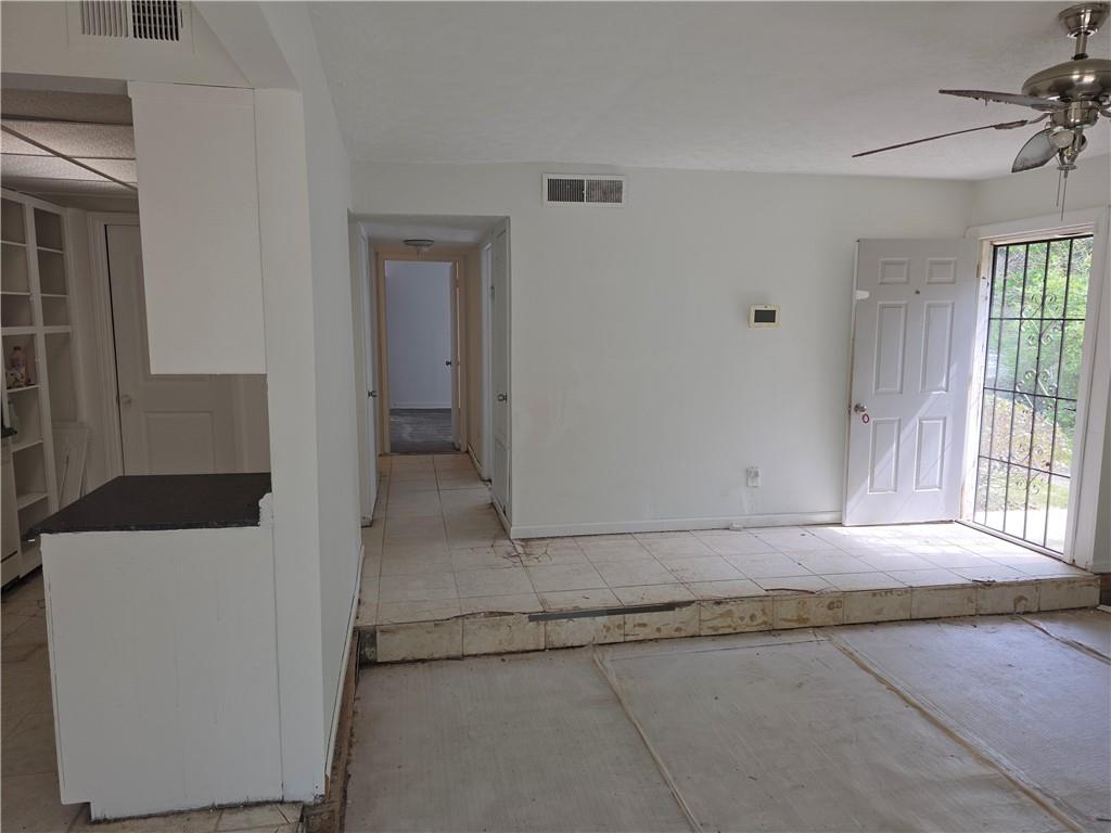 3183 Nectarine Circle Decatur, GA 30034 - Photo 7 of 15 a view of an empty room with a window
