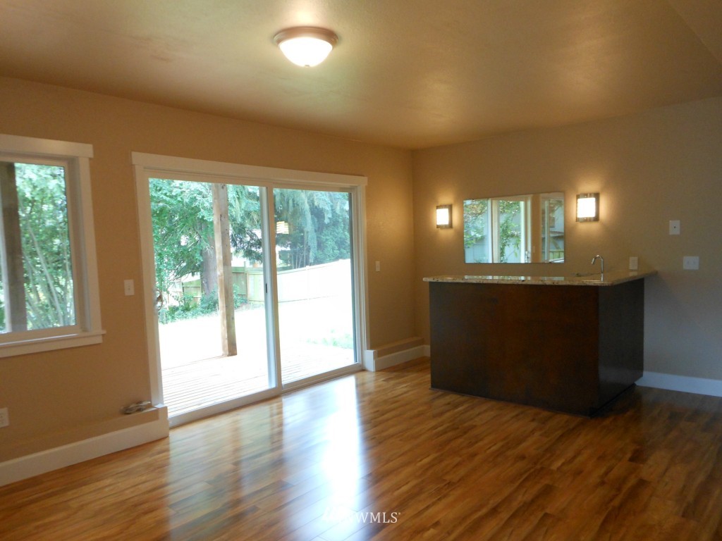 10723 Northeast 189th Street Bothell, WA 98011 - Photo 15 of 23