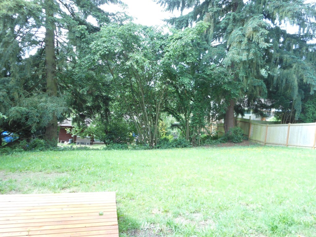 10723 Northeast 189th Street Bothell, WA 98011 - Photo 21 of 23