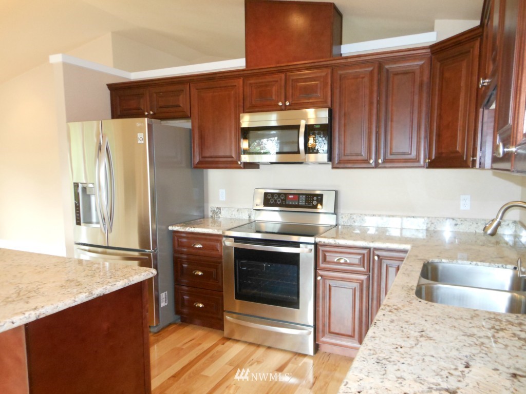 10723 Northeast 189th Street Bothell, WA 98011 - Photo 5 of 23