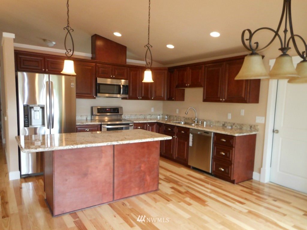 10723 Northeast 189th Street Bothell, WA 98011 - Photo 6 of 23