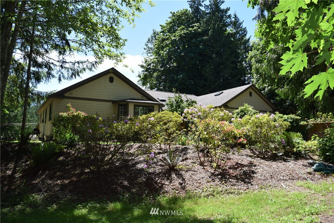 624 Billy Smith Road Port Angeles, WA 98362 - Photo 2 of 23 Gallery Image 2
