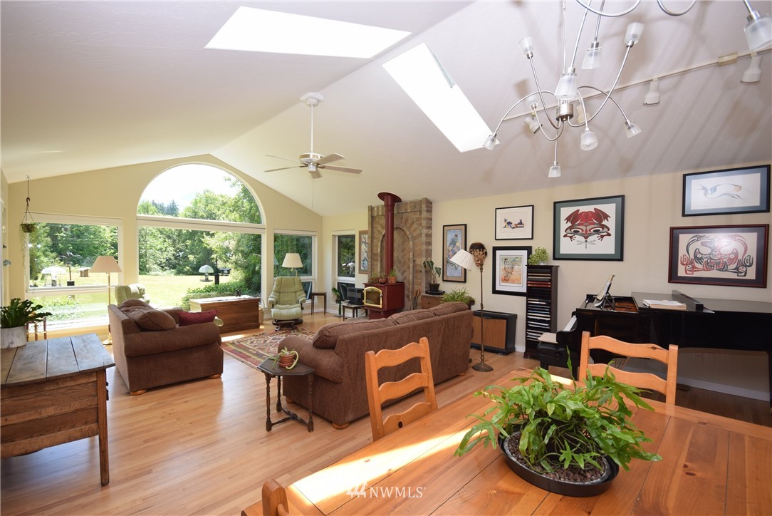 624 Billy Smith Road Port Angeles, WA 98362 - Photo 12 of 23 Gallery Image 12