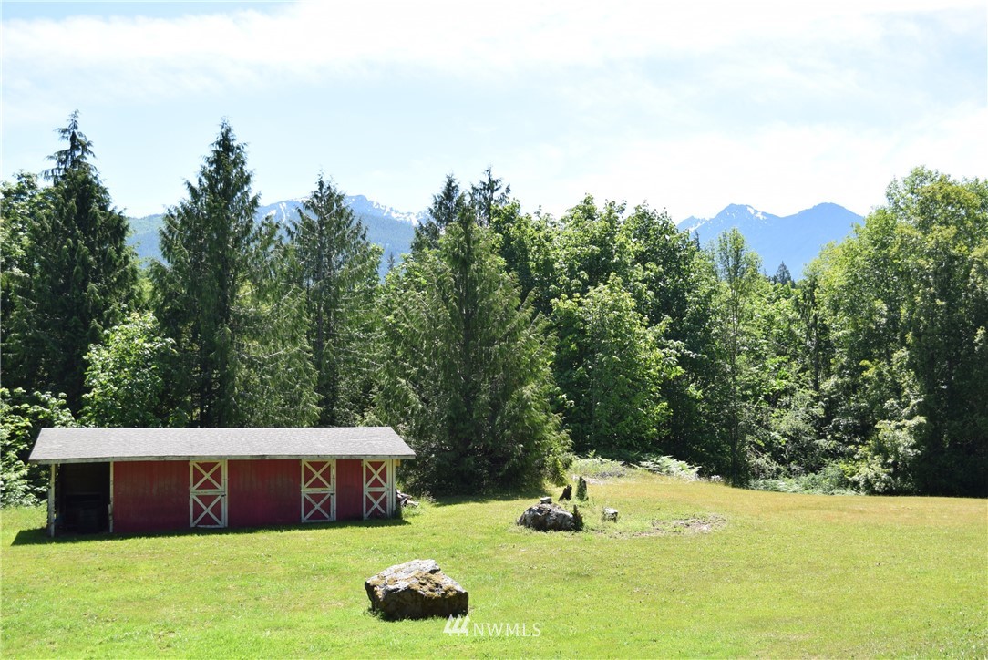 624 Billy Smith Road Port Angeles, WA 98362 - Photo 5 of 23 Gallery Image 5