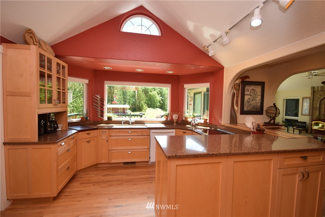 624 Billy Smith Road Port Angeles, WA 98362 - Photo 6 of 23 Gallery Image 6