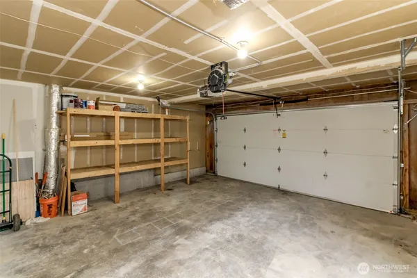 $3,200 | 124 Jewell Street, Enumclaw, WA 98022
