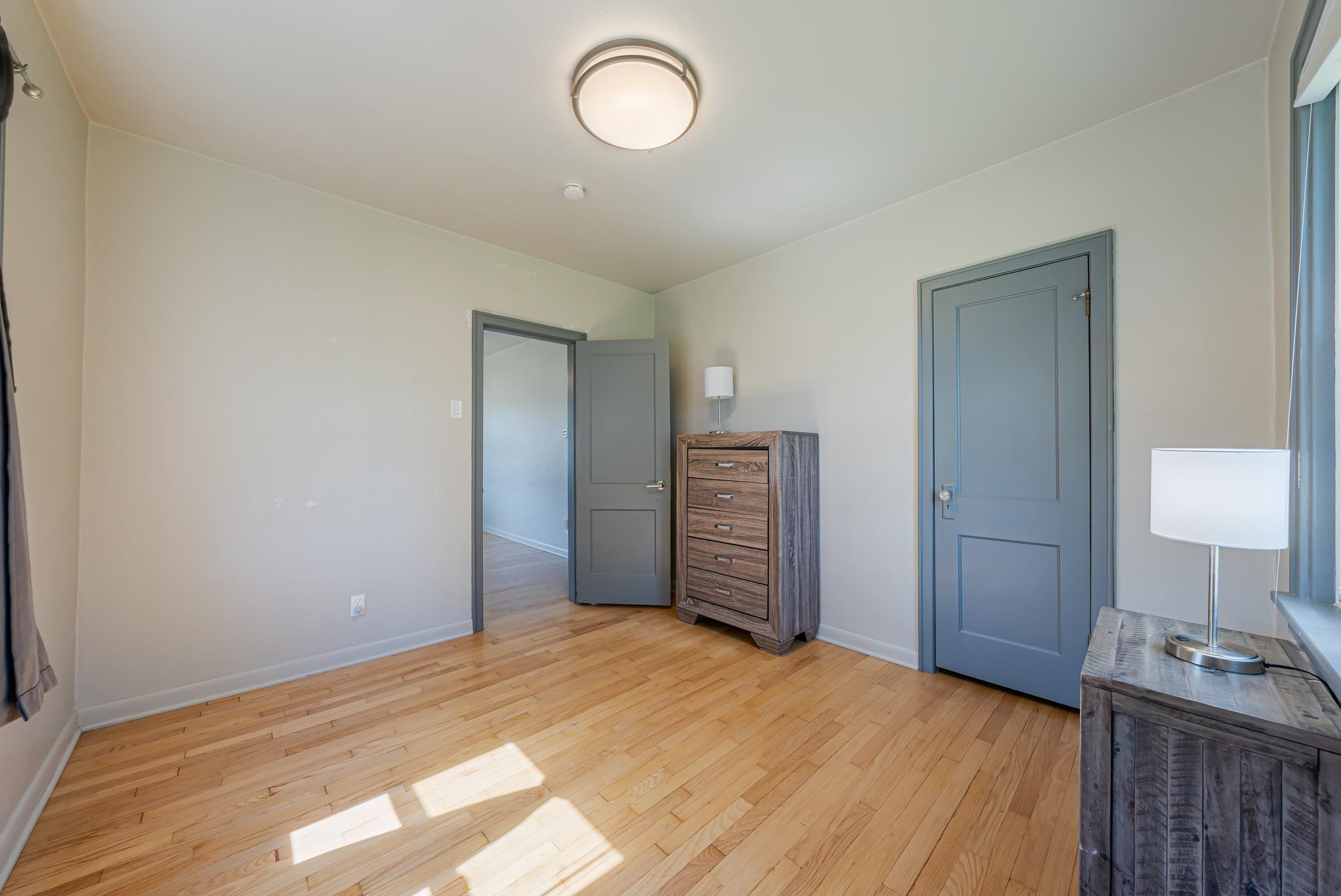 1406 South Ridge Road Green Bay, WI 54304 - Photo 9 of 34