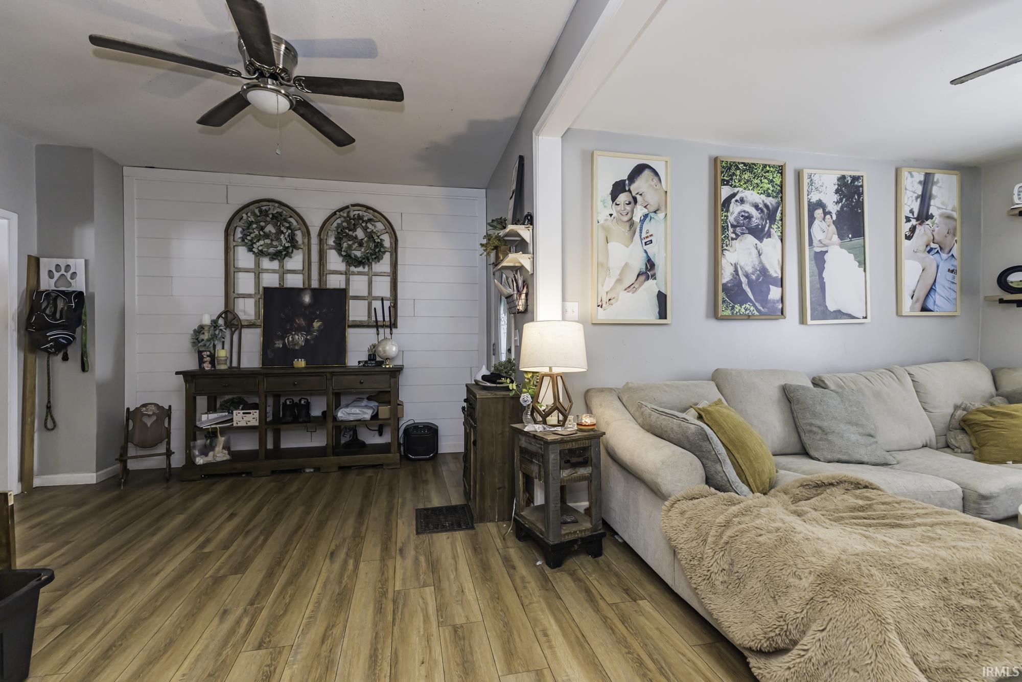 216 Cedar Street Albany, IN 47320 - Photo 11 of 36