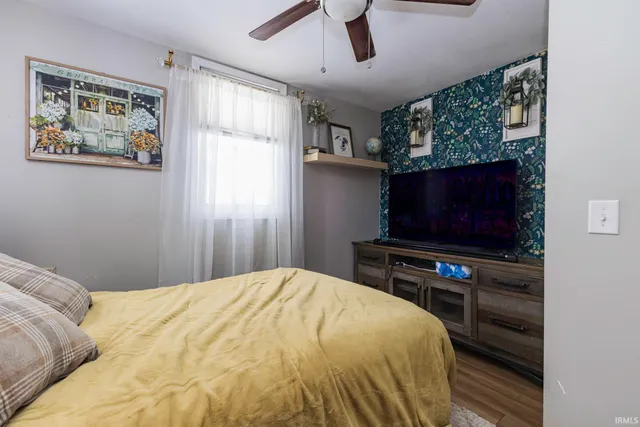 $195,000 | 216 Cedar Street, Albany, IN 47320