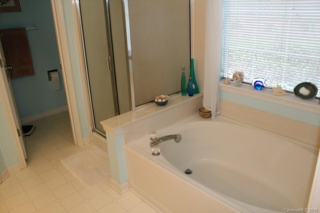 7413 Reedy Creek Road Charlotte, NC 28215 - Photo 16 of 19