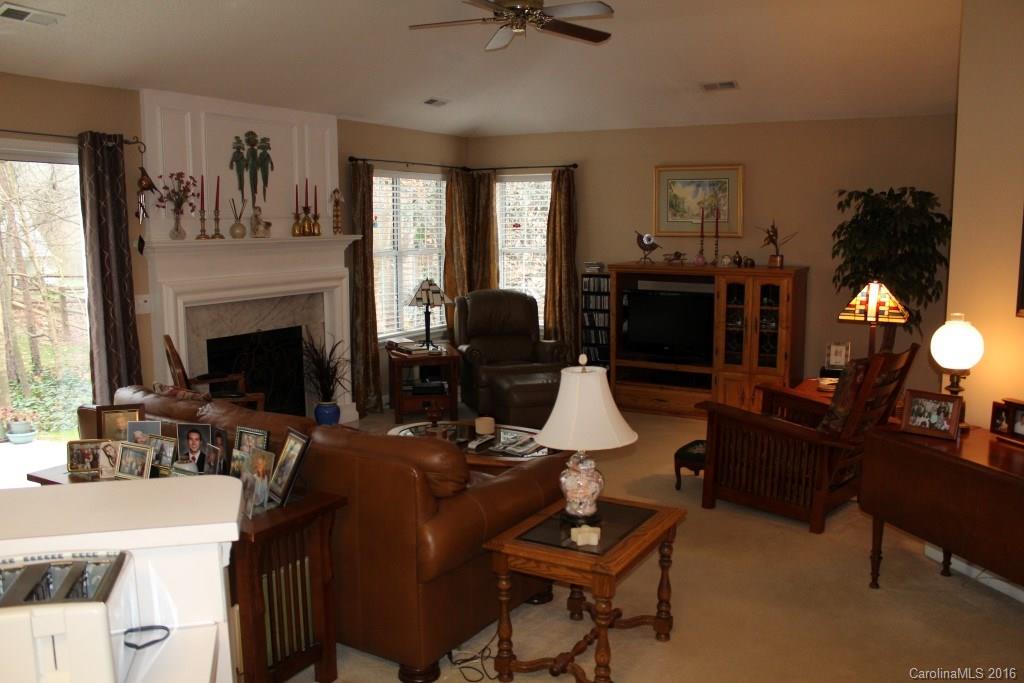 7413 Reedy Creek Road Charlotte, NC 28215 - Photo 9 of 19