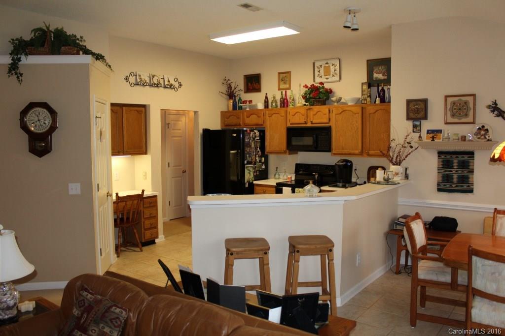 7413 Reedy Creek Road Charlotte, NC 28215 - Photo 10 of 19