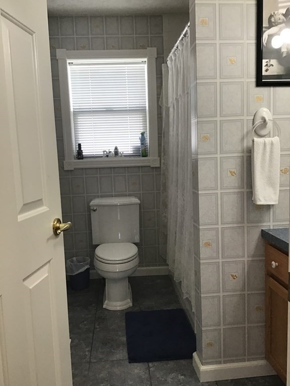 41 Adams Street Worcester, MA 01604 - Photo 11 of 17 Gallery Image 11