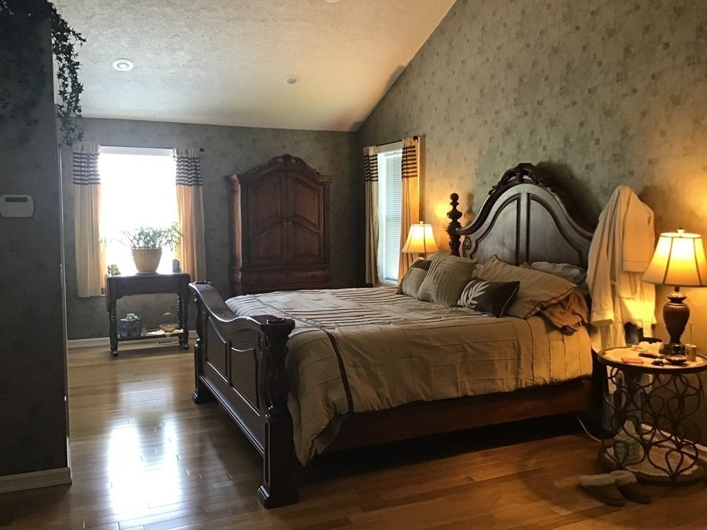 41 Adams Street Worcester, MA 01604 - Photo 8 of 17 Gallery Image 8