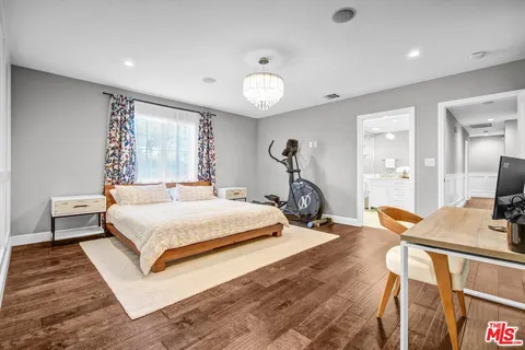$2,650,000 | 12233 Malone Street, Los Angeles, CA 90066