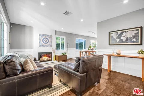 $2,650,000 | 12233 Malone Street, Los Angeles, CA 90066