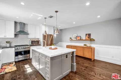 $2,650,000 | 12233 Malone Street, Los Angeles, CA 90066
