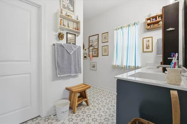 $656,900 | 842 Medina Drive, Mukwonago, WI 53149