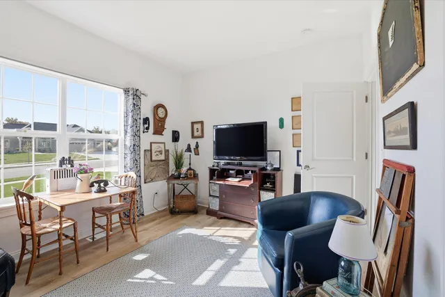 $656,900 | 842 Medina Drive, Mukwonago, WI 53149