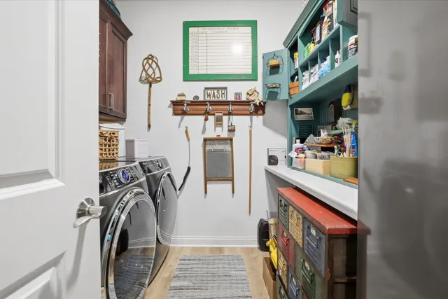 $656,900 | 842 Medina Drive, Mukwonago, WI 53149