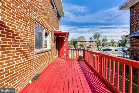 $299,000 | 637 Maury Avenue, Oxon Hill, MD 20745