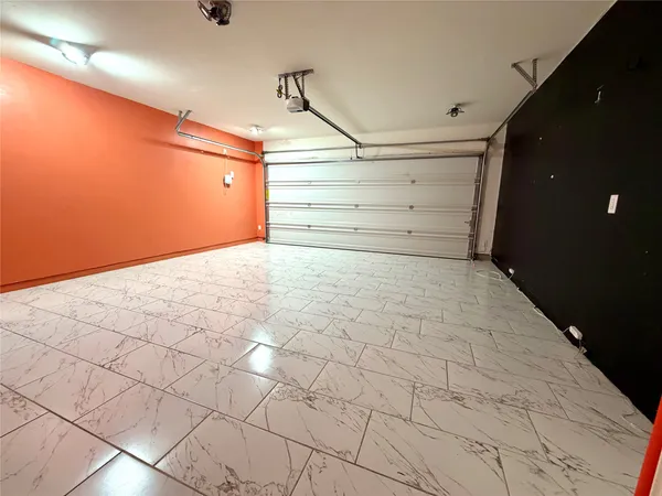 $1,675 | 216 Star Pass, Jarrell, TX 76537