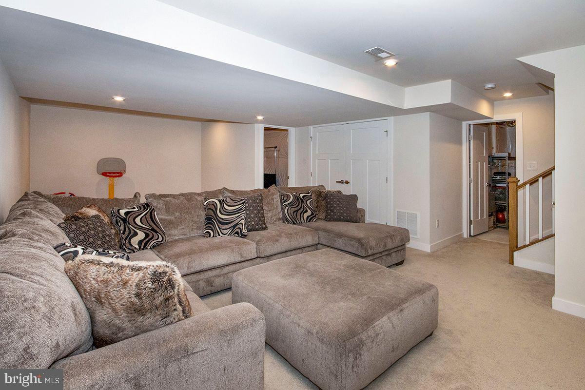 69 Circle Drive Sicklerville, NJ 08081 - Photo 29 of 38 Finished Basement: Recessed Ltg