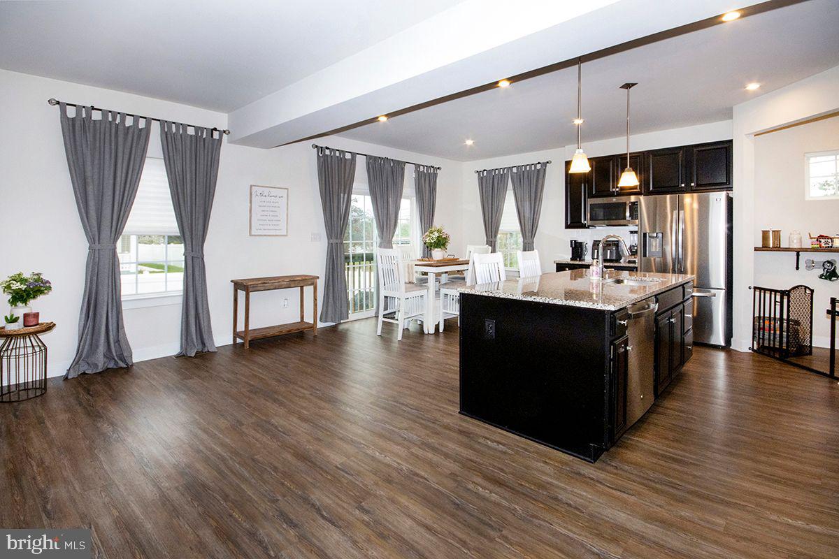 69 Circle Drive Sicklerville, NJ 08081 - Photo 7 of 38 Kitchen: Center Island w Granite Extensions