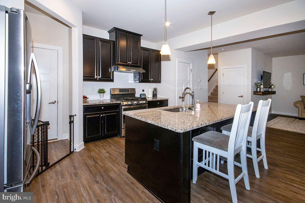 69 Circle Drive Sicklerville, NJ 08081 - Photo 9 of 38 Kitchen: Stainless Steel Appliance Pkg