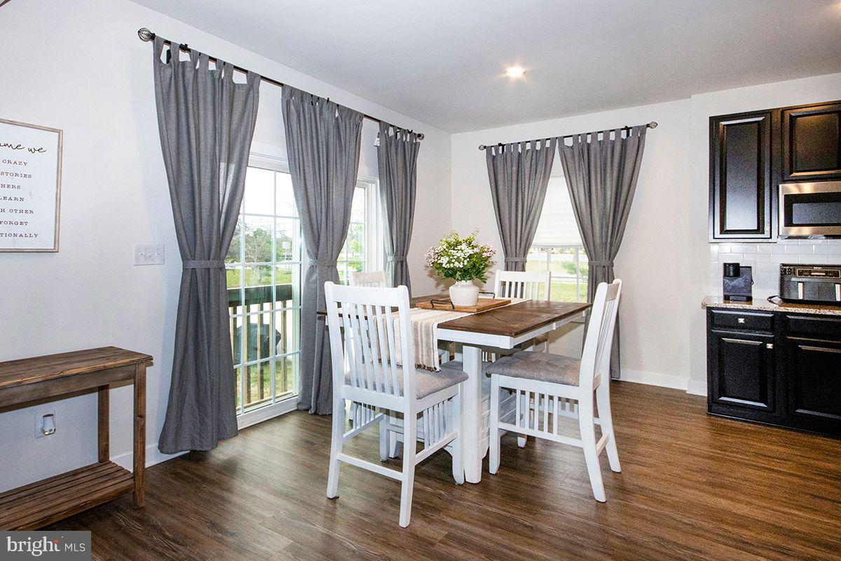 69 Circle Drive Sicklerville, NJ 08081 - Photo 10 of 38 Breakfast Area