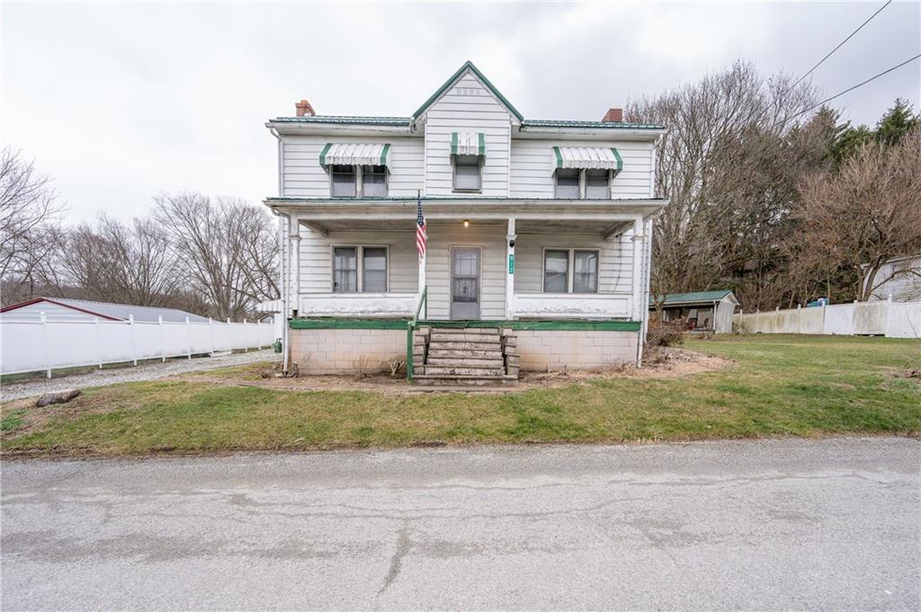 912 Maple Street Ruffs Dale, PA 15679 - Photo 1 of 34