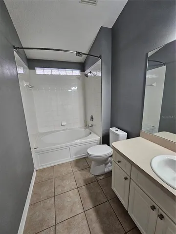 a view of utility room