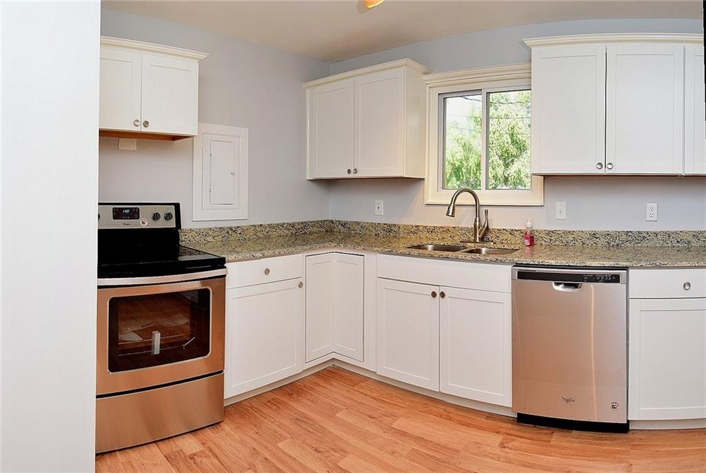 10808 Ruckle Street Indianapolis, IN 46280 - Photo 12 of 26 Gallery Image 12