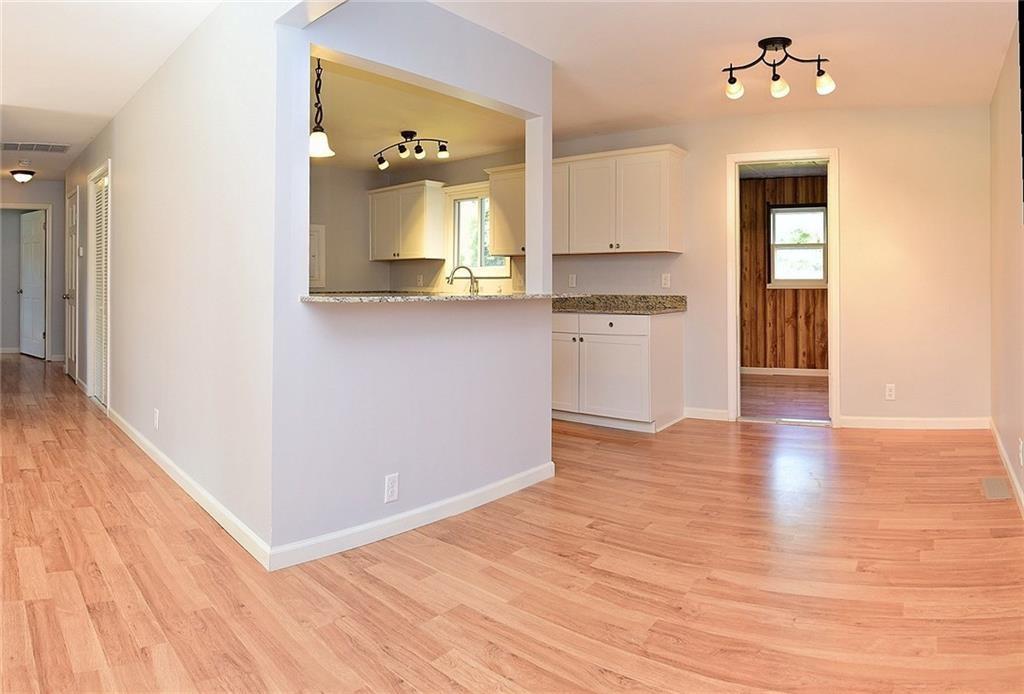 10808 Ruckle Street Indianapolis, IN 46280 - Photo 10 of 26 Gallery Image 10