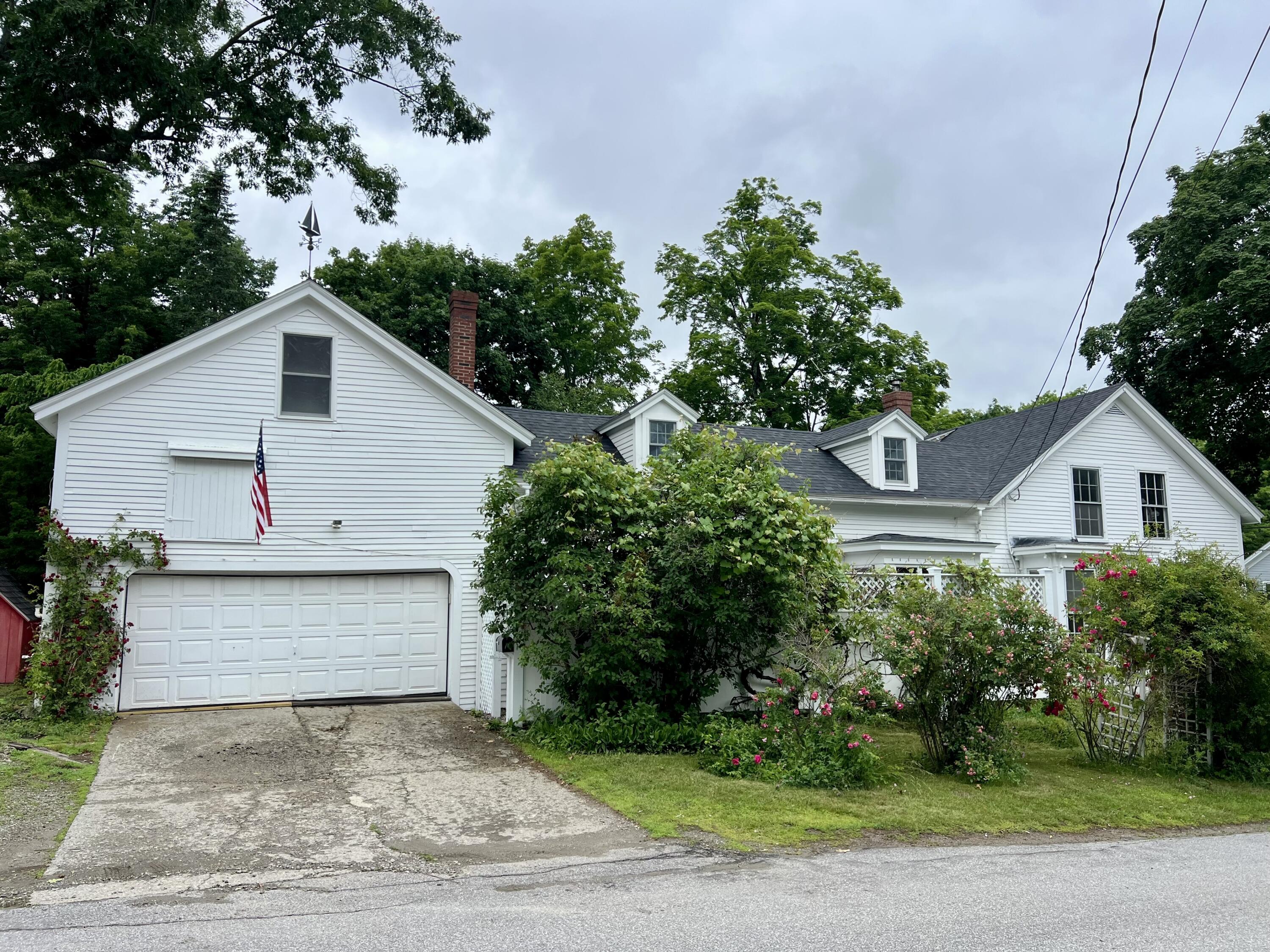 59 Cedar Street Belfast, ME 04915 - Photo 2 of 92 IMG_9577