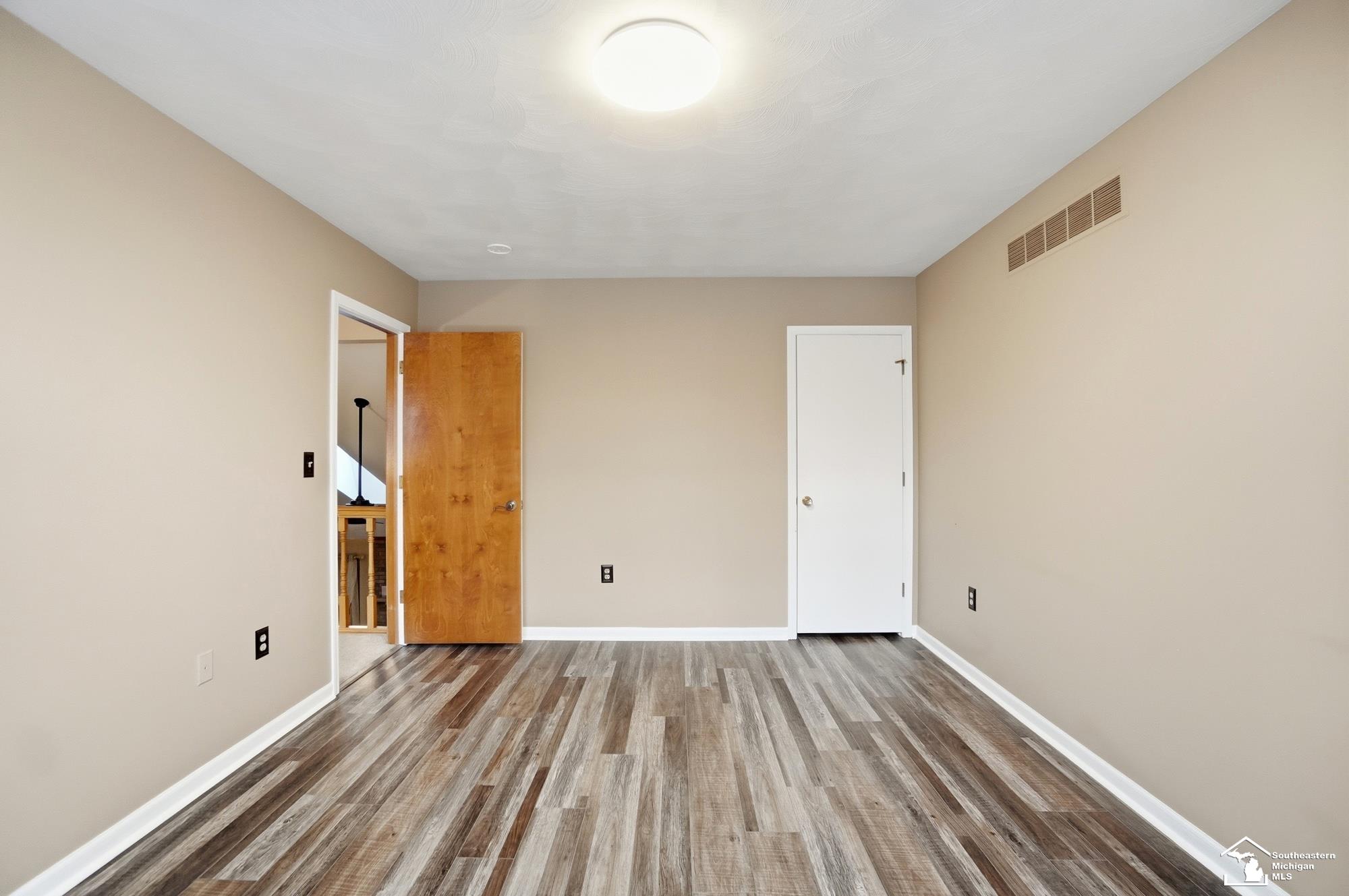 343 East Hurd Road Monroe, MI 48162 - Photo 46 of 77 50197071-874e5f43-7c28-41c2-afbb-1773b019b296.JPG