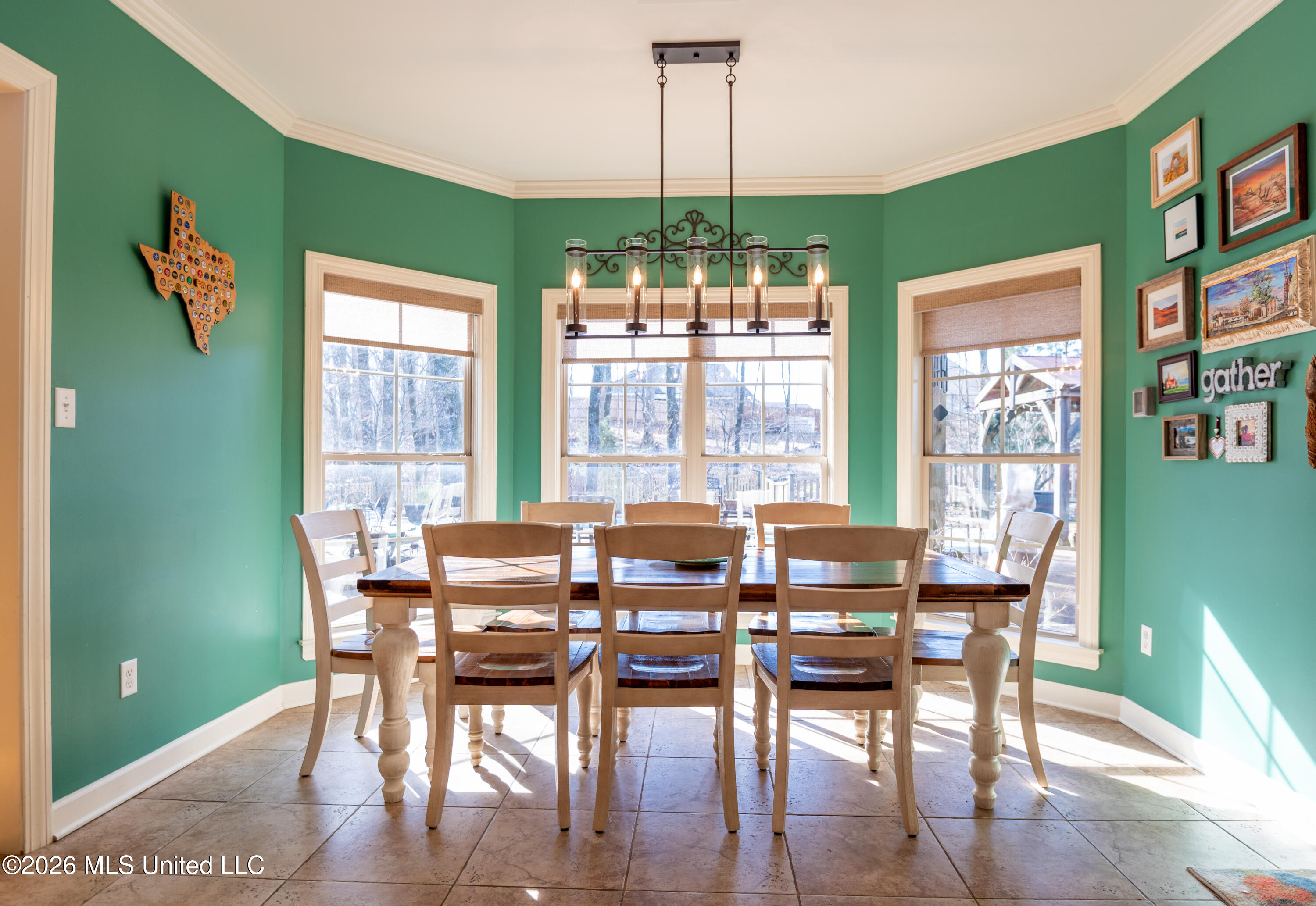 2635 College Road Southaven, MS 38672 - Photo 13 of 44 Kitchen - Breakfast Room