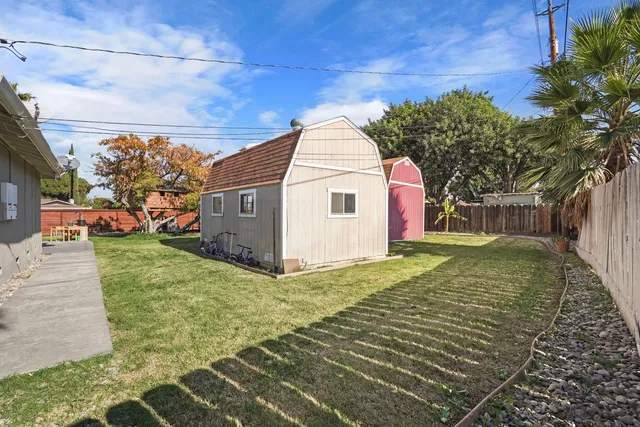 $899,000 | 22992 Currier Drive, Tracy, CA 95304