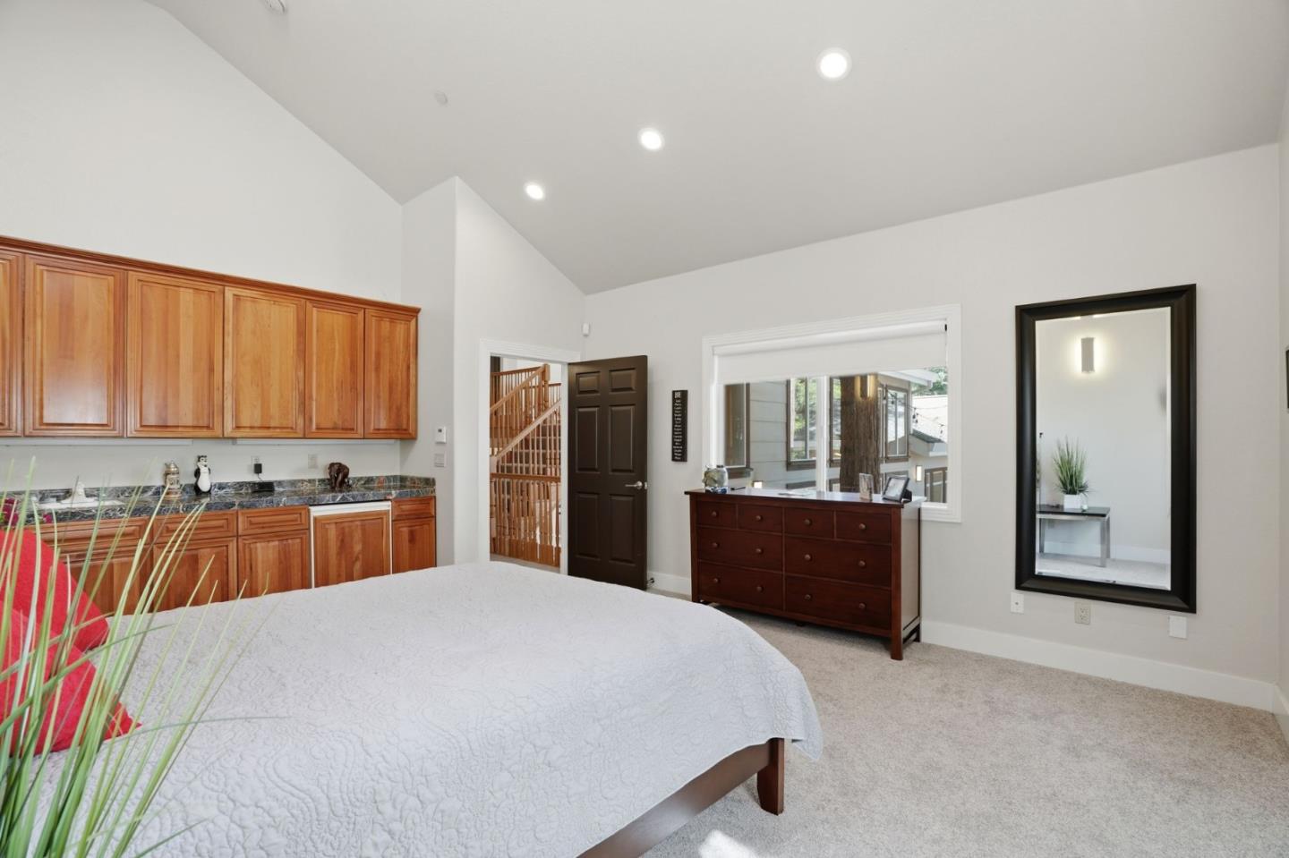 24106 Deer Path Road Saratoga, CA 95070 - Photo 27 of 68