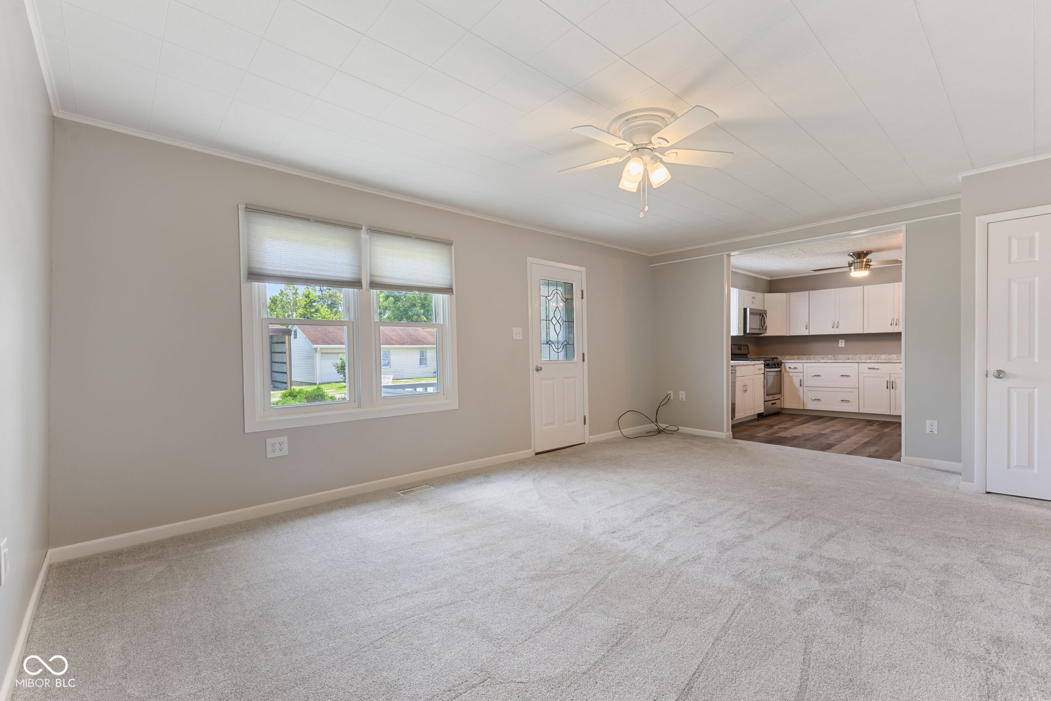 2237 35th Street Bedford, IN 47421 - Photo 4 of 36