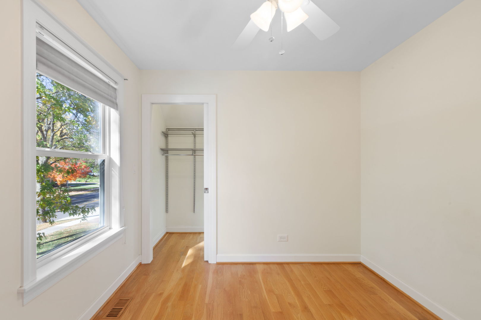 5333 Fairview Avenue Downers Grove, IL 60515 - Photo 10 of 28