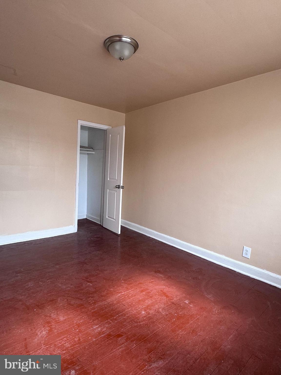 3906 Grantley Road Baltimore, MD 21215 - Photo 10 of 15 Primary Pic 2