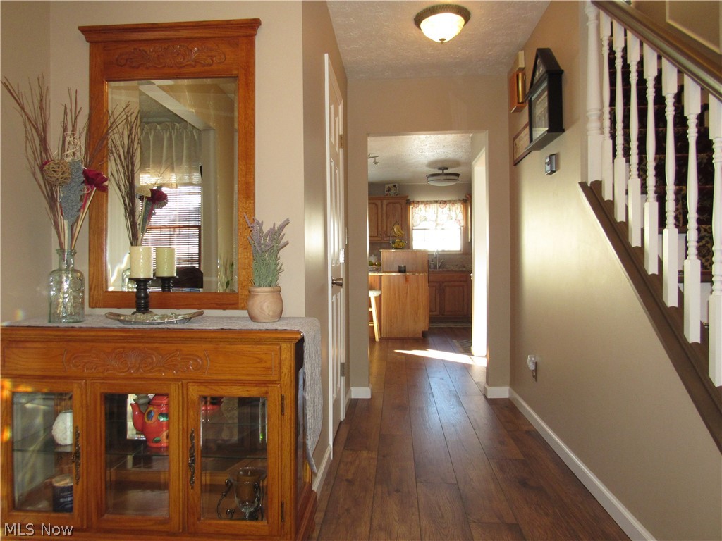 4233 Ridgeview Road Cleveland, OH 44144 - Photo 5 of 35 Gallery Image 5