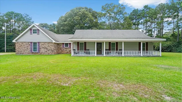 $220,000 | 7585 Highway 35, Bassfield, MS 39421