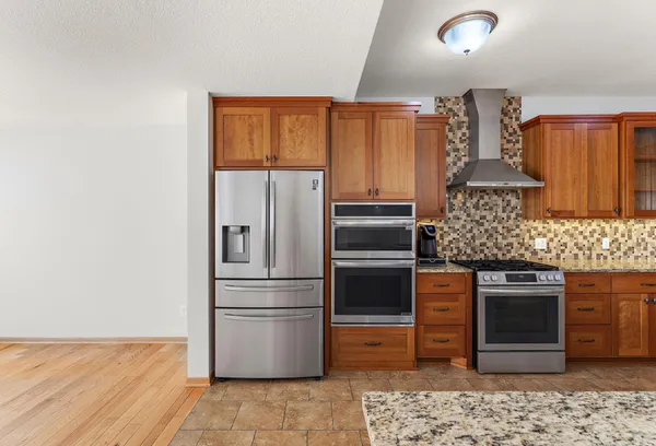 $1,150,000 | 438 Wildwood Road, Mahtomedi, MN 55115