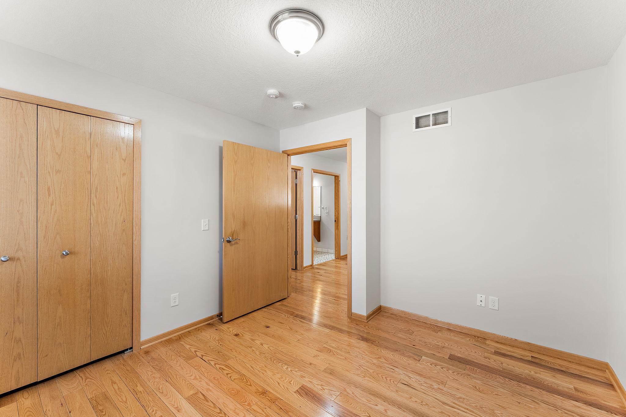 438 Wildwood Road Mahtomedi, MN 55115 - Photo 25 of 65