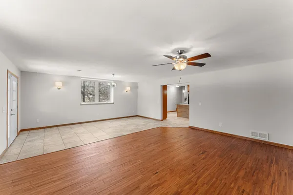 $1,150,000 | 438 Wildwood Road, Mahtomedi, MN 55115