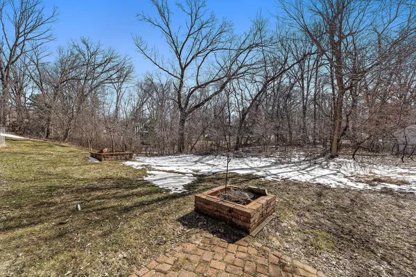 $1,150,000 | 438 Wildwood Road, Mahtomedi, MN 55115